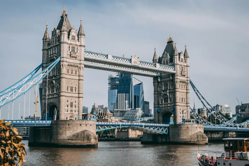 A scenic view of the Tower Bridge in London during daylight hours, ideal for a crew running route.