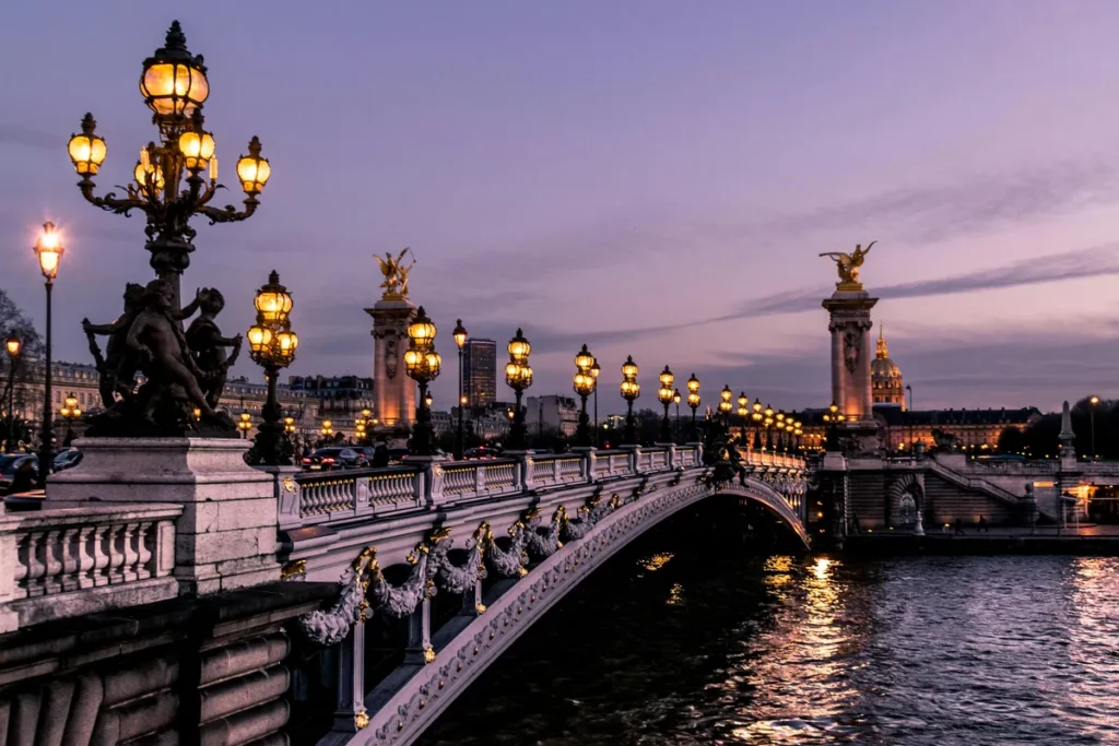 A close-up of a bridge over the Seine, symbolizing a running route through Paris for flight crews during their layover in Paris.